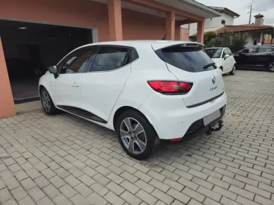 Renault Clio 2016 - 8990 EUR, 152000 km - AUTO.MOTO.pt - 152000km - foto 6 de 14