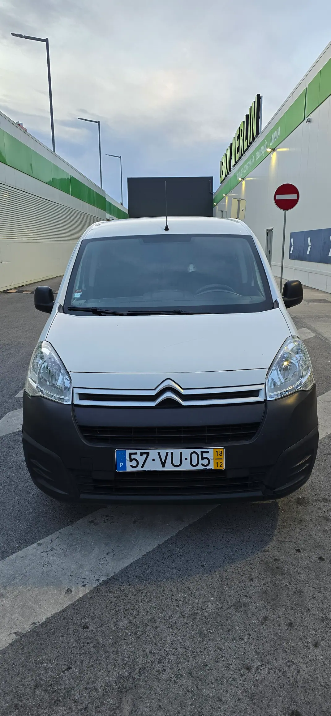Citroën Berlingo 2018 - 8000 EUR, 175000 km - 175000km - foto 6 de 13