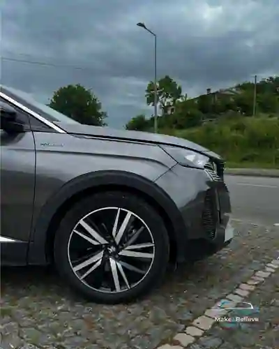 Peugeot 3008 2022 - 26000 EUR, 89000 km - AUTO.MOTO.pt - 89000km - foto 8 de 15