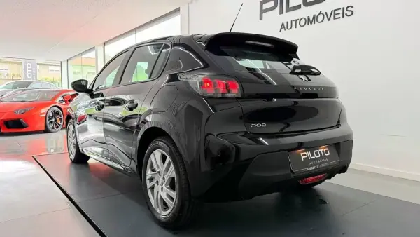 Peugeot 208 2020 - 16990 EUR, 96739 km - AUTO.MOTO.pt - 96739km - foto 6 de 27