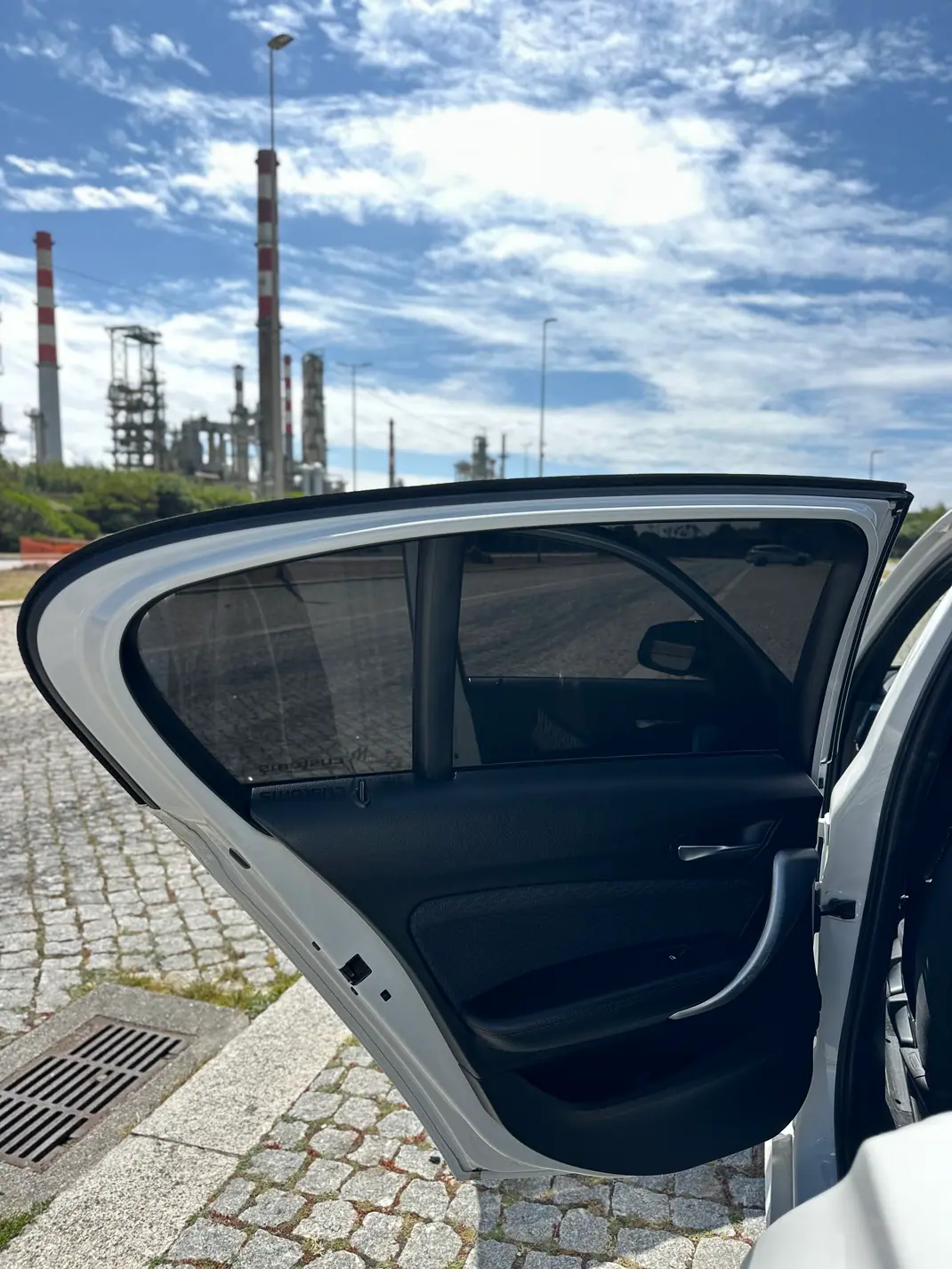BMW 118 2017 - 18990 EUR, 206000 km - AUTO.MOTO.pt - 206000km - foto 13 de 16