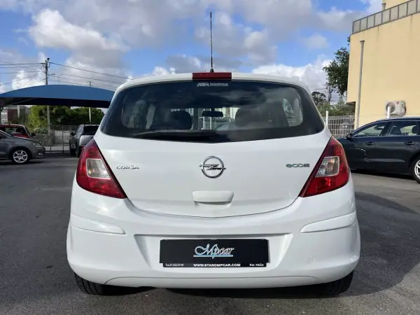 Opel Corsa 2011 - 6450 EUR, 117000 km - AUTO.MOTO.pt - 117000km - foto 6 de 50