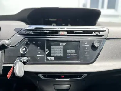Citroën C4 Grand Picasso 2015 - 10990 EUR, 116000 km - AUTO.MOTO.pt - 116000km - foto 31 de 49