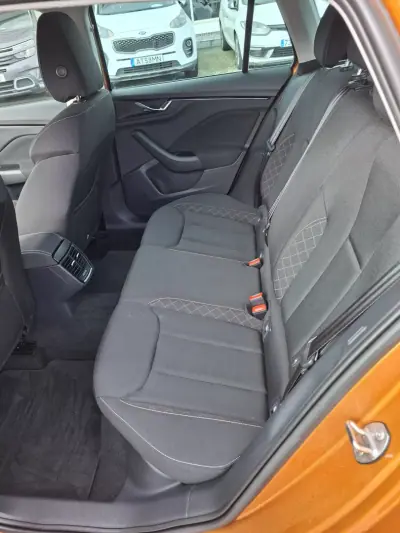 Skoda Kamiq 2023 - 18750 EUR, 33500 km - AUTO.MOTO.pt - 33500km - foto 12 de 31