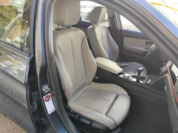 BMW 320 2013 - 14980 EUR, 161500 km - AUTO.MOTO.pt - 161500km - foto 14 de 38