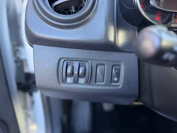 Renault Clio 2018 - 12500 EUR, 167036 km - 167036km - foto 4 de 15