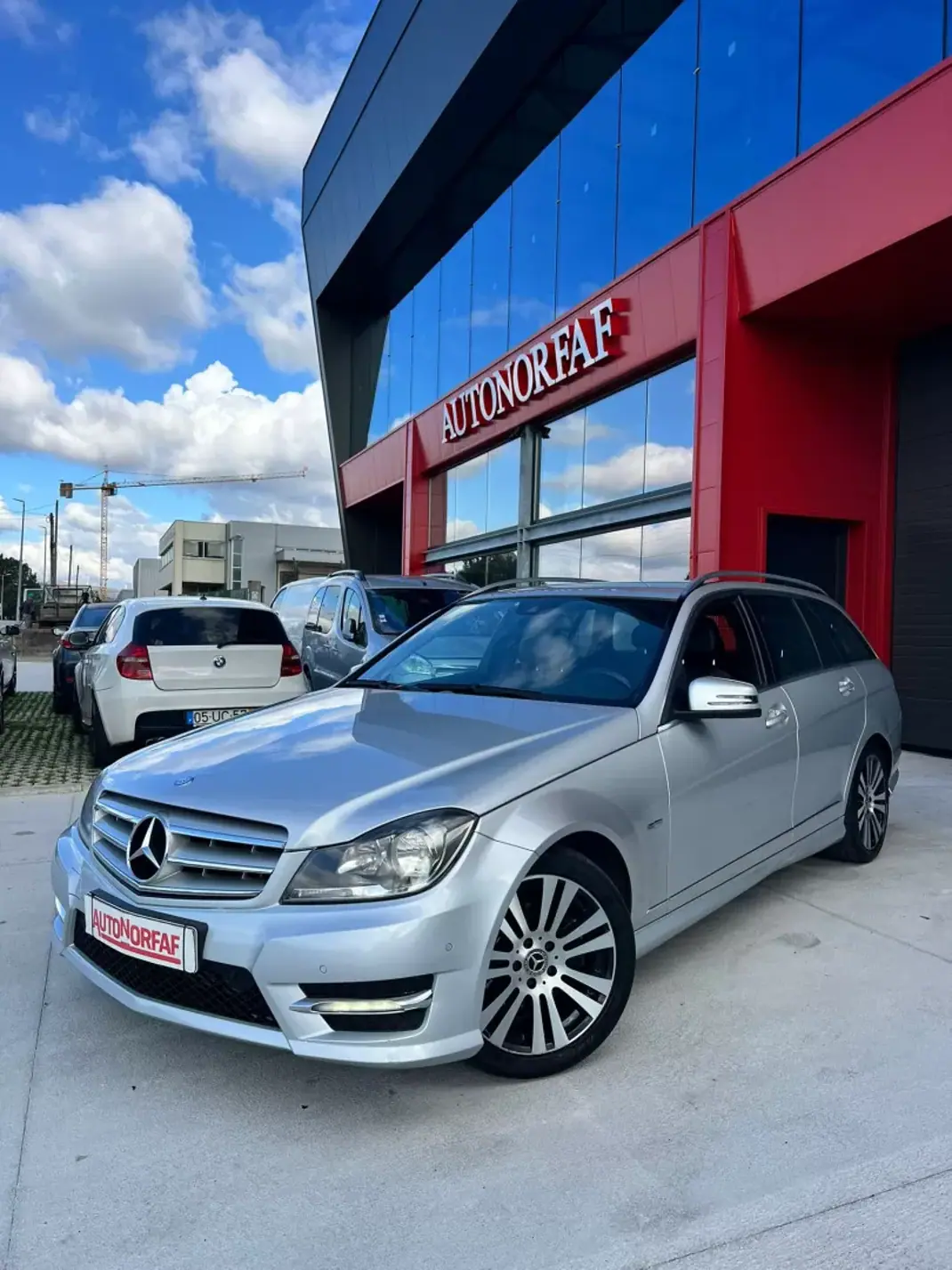 Mercedes-Benz C 220 2011 - 14000 EUR, 381206 km - AUTO.MOTO.pt - 381206km - foto 1 de 18