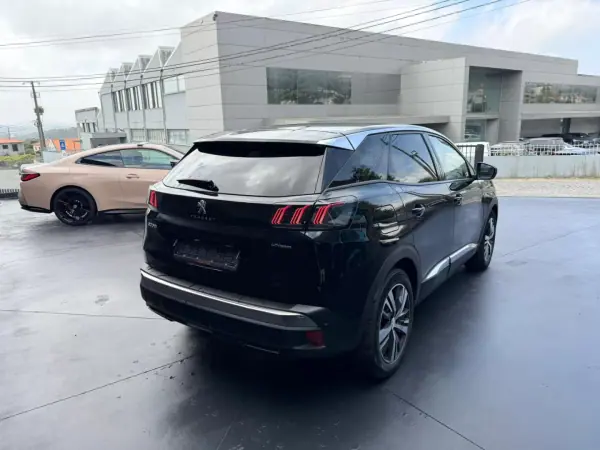 Peugeot 3008 2021 - 22900 EUR, 94000 km - AUTO.MOTO.pt - 94000km - foto 3 de 11