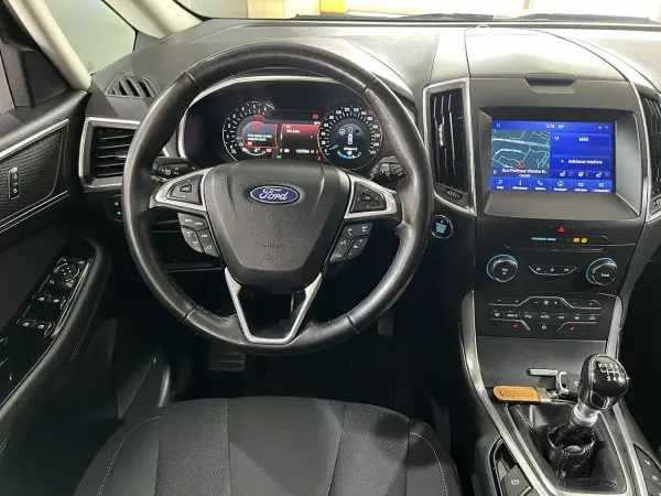 Ford S-Max 2021 - 26600 EUR, 132399 km - AUTO.MOTO.pt - 132399km - foto 7 de 29