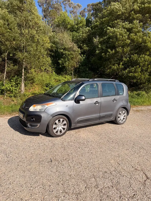 Citroën C3 Picasso 2009 - 3650 EUR, 244996 km - AUTO.MOTO.pt - 244996km - foto 3 de 13