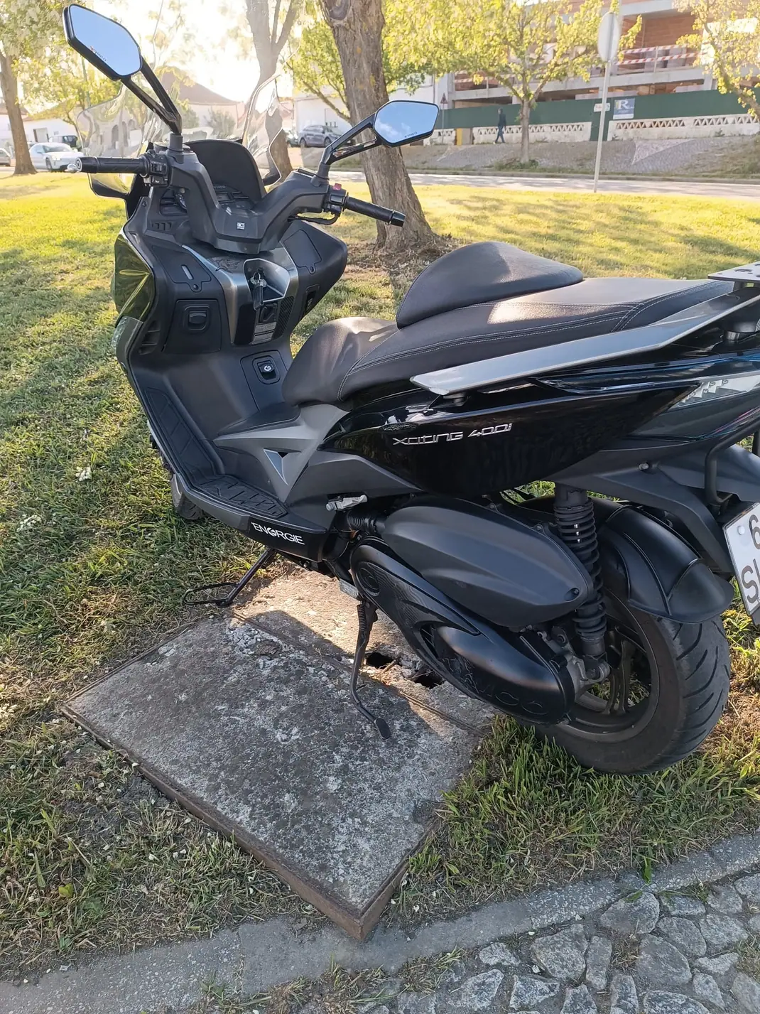 Kymco Xciting 400i ABS 2017 - 3000 EUR, 139500 km - 139500km - foto 3 de 3