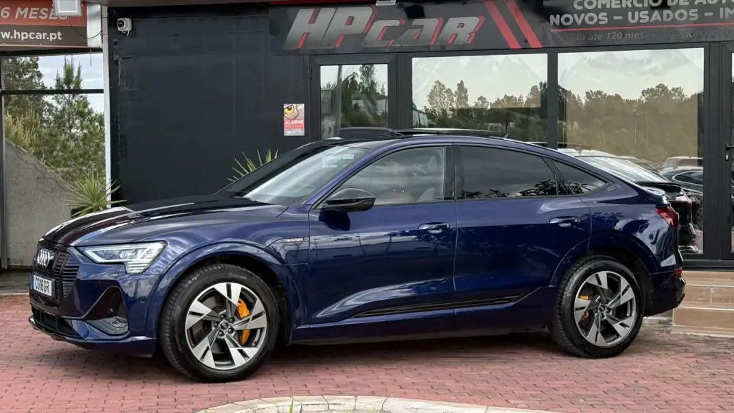 Audi e-tron Sportback 2022 - 32990 EUR, 82000 km - AUTO.MOTO.pt - 82000km - foto 9 de 43