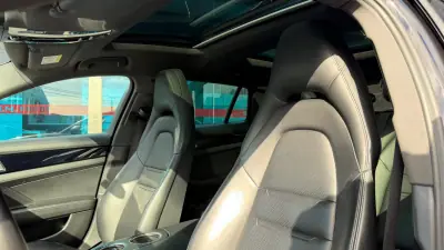 Porsche Panamera Sport Turismo 2018 - 72900 EUR, 99200 km - AUTO.MOTO.pt - 99200km - foto 12 de 16