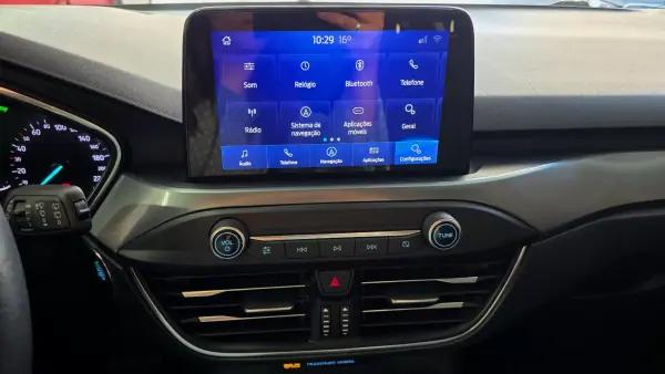 Ford Focus 2020 - 15990 EUR, 90544 km - AUTO.MOTO.pt - 90544km - foto 29 de 51