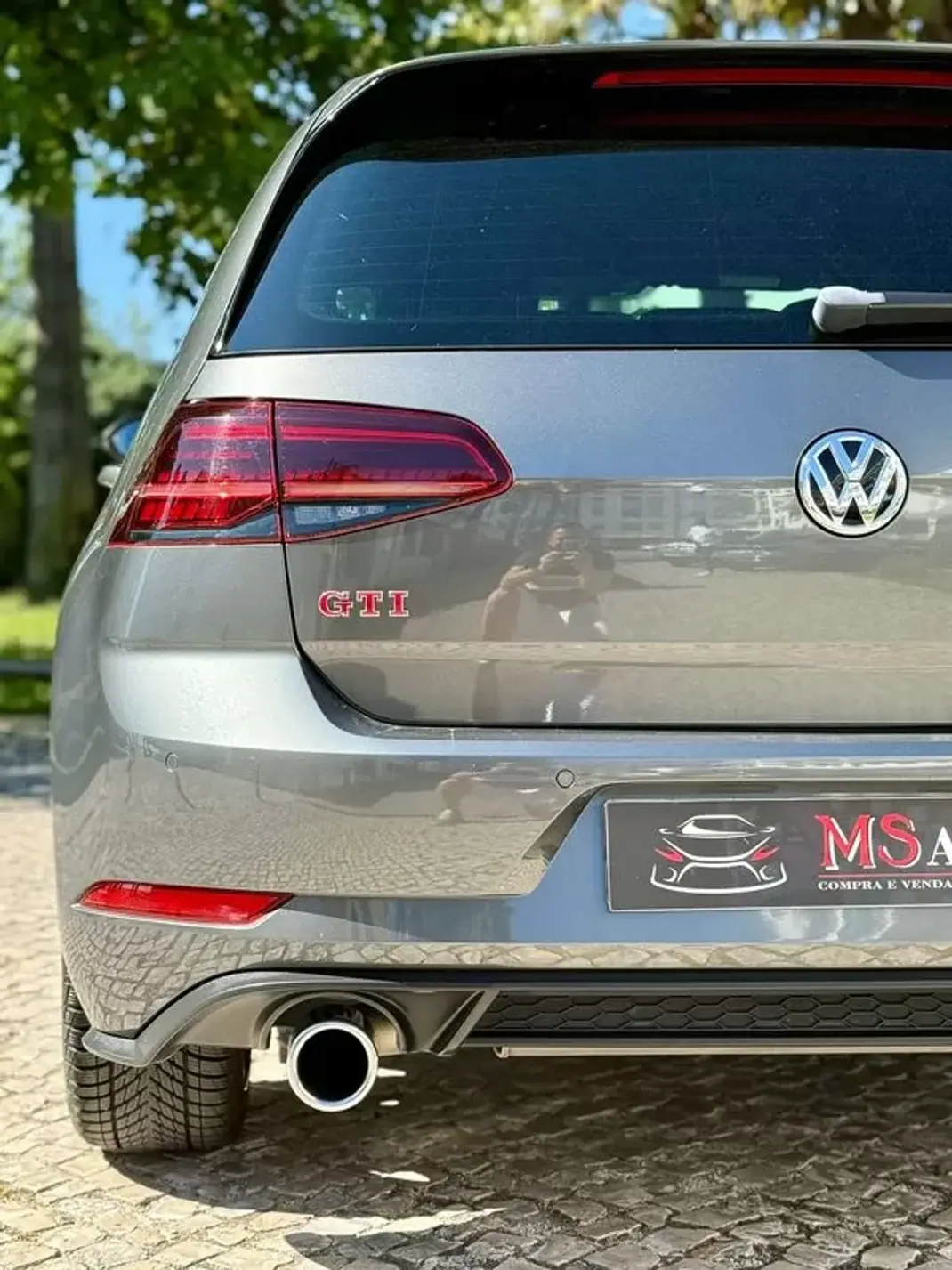 Volkswagen Golf 2019 - 28590 EUR, 102700 km - AUTO.MOTO.pt - 102700km - foto 35 de 38