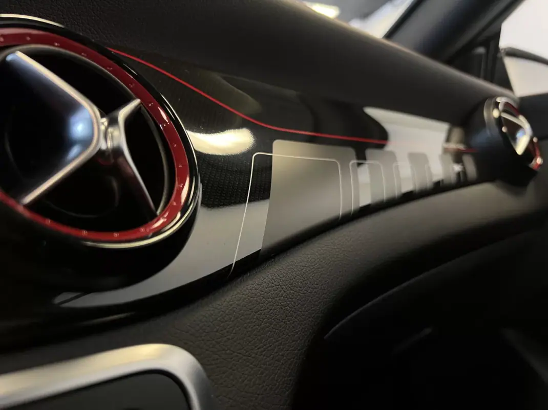 Mercedes-Benz CLA 45 AMG 2019 - 39990 EUR, 95000 km - AUTO.MOTO.pt - 95000km - foto 51 de 57