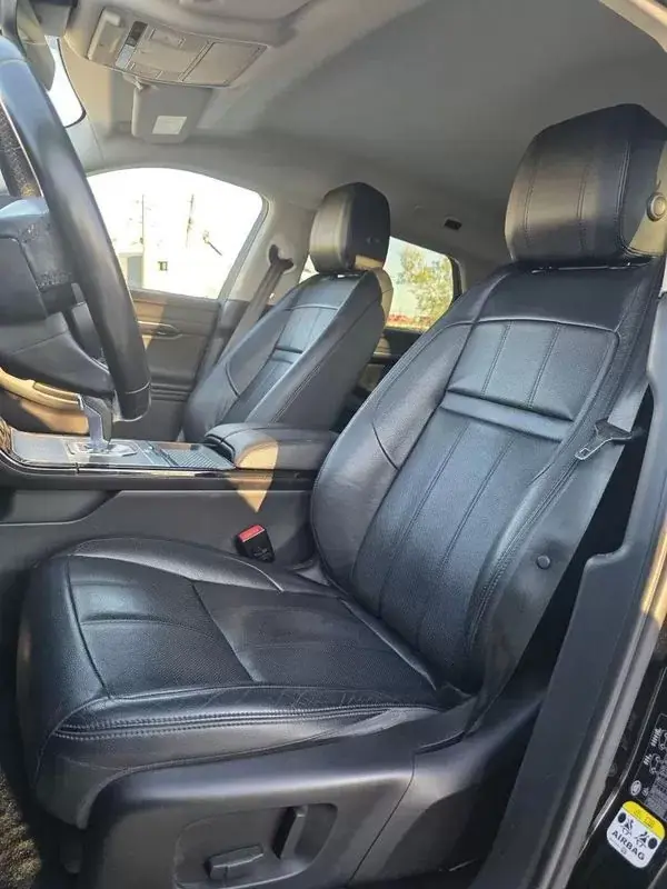 Land Rover Range Rover Evoque 2020 - 32890 EUR, 152000 km - AUTO.MOTO.pt - 152000km - foto 9 de 38