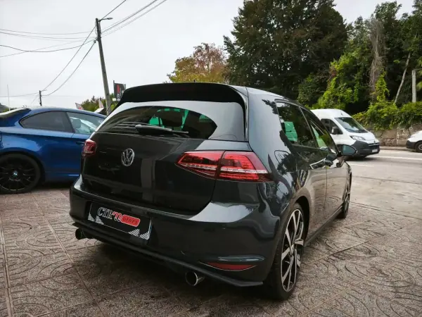 Volkswagen Golf 2014 - 19900 EUR, 160000 km - AUTO.MOTO.pt - 160000km - foto 8 de 34