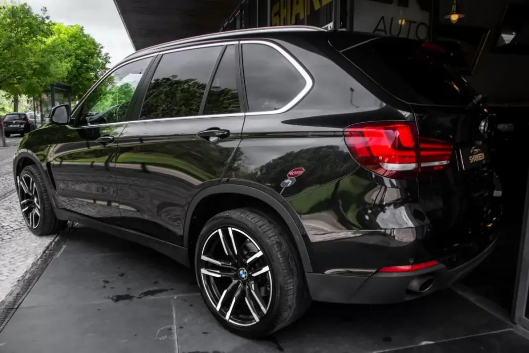 BMW X5 2015 - 27900 EUR, 170106 km - AUTO.MOTO.pt - 170106km - foto 3 de 44