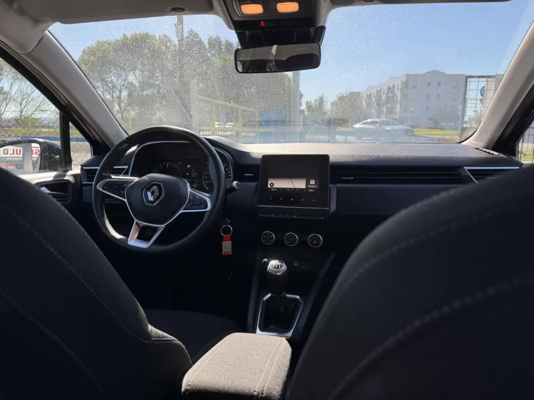 Renault Clio 2020 - 13750 EUR, 87303 km - 87303km - foto 22 de 30