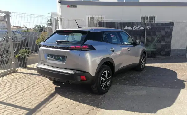 Peugeot 2008 2025 - 21900 EUR, 23898 km - AUTO.MOTO.pt - 23898km - foto 3 de 17