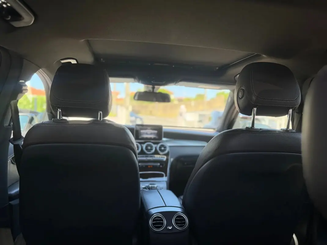 Mercedes-Benz GLC 250 2018 - 34000 EUR, 262000 km - AUTO.MOTO.pt - 262000km - foto 5 de 14