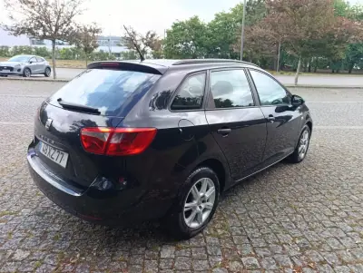 SEAT Ibiza ST 2011 - 4000 EUR, 209000 km - AUTO.MOTO.pt - 209000km - foto 4 de 12