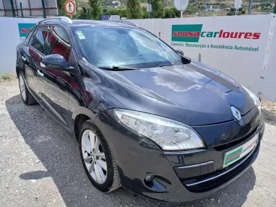 Renault Mégane Sport Tourer 2010 - 6850 EUR, 158137 km - AUTO.MOTO.pt - 158137km - foto 2 de 24