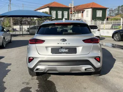 Kia XCeed 2021 - 16950 EUR, 147000 km - AUTO.MOTO.pt - 147000km - foto 6 de 33