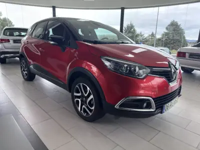 Renault Captur 2016 - 12250 EUR, 136506 km - AUTO.MOTO.pt - 136506km - foto 3 de 22