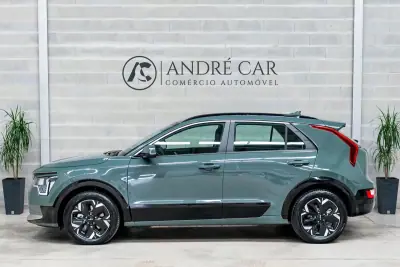 Kia e-Niro 2023 - 27950 EUR, 27488 km - AUTO.MOTO.pt - 27488km - foto 4 de 53