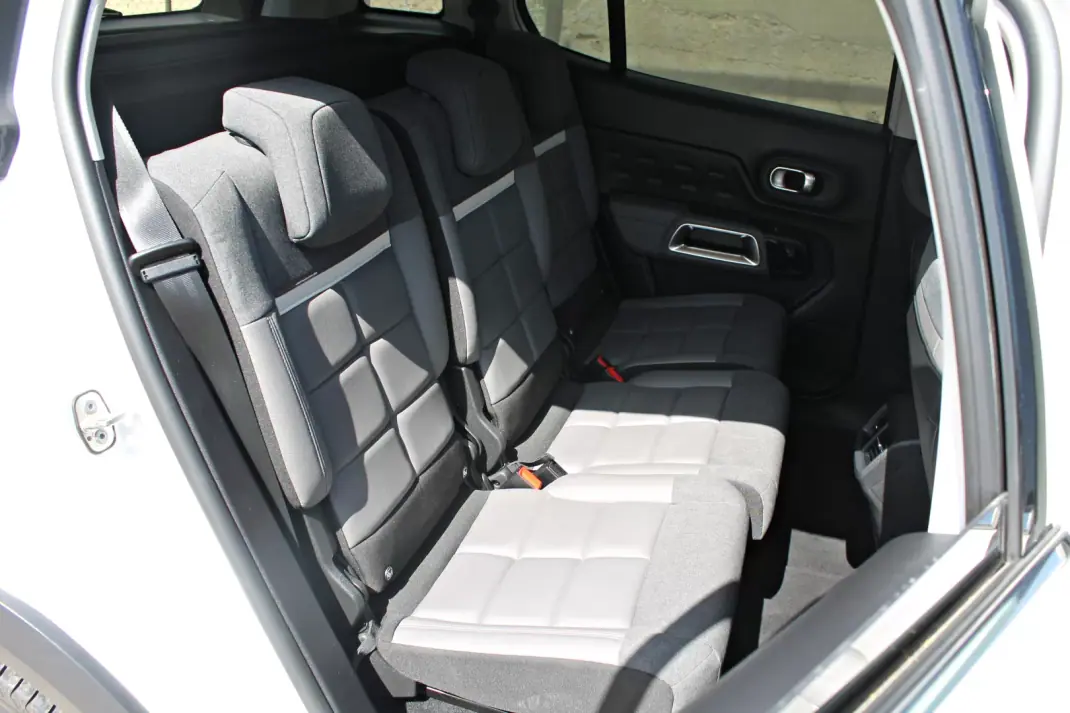 Citroën C5 Aircross 2022 - 18890 EUR, 77289 km - 77289km - foto 14 de 19