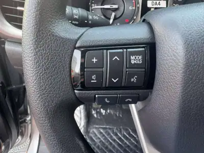 Toyota Hilux 2025 - 64900 EUR, 34 km - AUTO.MOTO.pt - 34km - foto 17 de 29