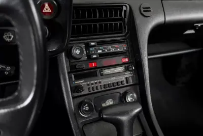 Porsche 928 1988 - 52500 EUR, 62911 km - AUTO.MOTO.pt - 62911km - foto 12 de 16