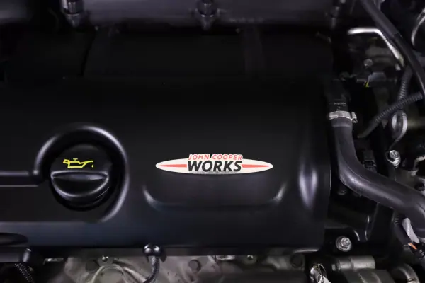 MINI John Cooper Works 2015 - 22950 EUR, 65169 km - AUTO.MOTO.pt - 65169km - foto 11 de 50
