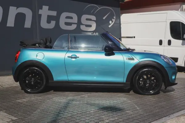 MINI One 2018 - 17880 EUR, 61420 km - AUTO.MOTO.pt - 61420km - foto 12 de 30