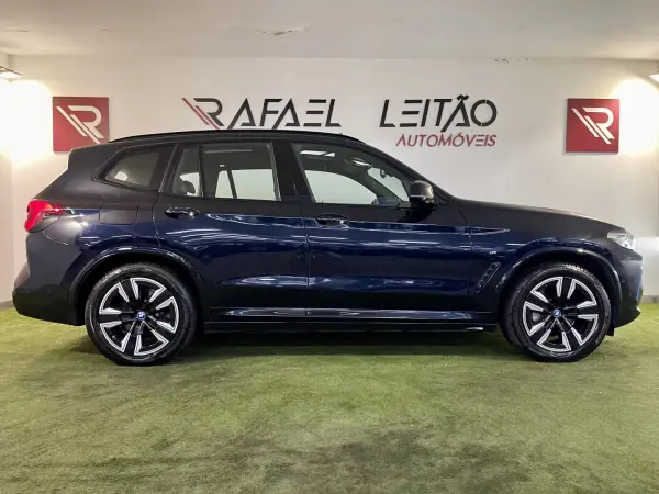 BMW iX3 2022 - 39500 EUR, 82000 km - AUTO.MOTO.pt - 82000km - foto 8 de 42