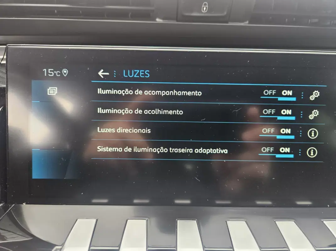 Peugeot 508 SW 2021 - 21500 EUR, 100130 km - AUTO.MOTO.pt - 100130km - foto 37 de 77