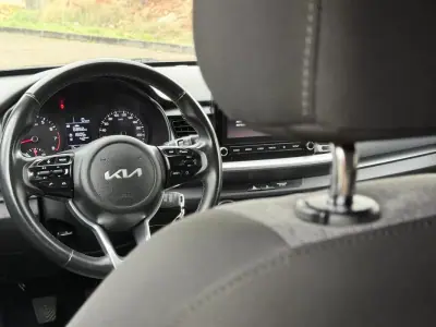 Kia Stonic 2021 - 11900 EUR, 126100 km - AUTO.MOTO.pt - 126100km - foto 15 de 28