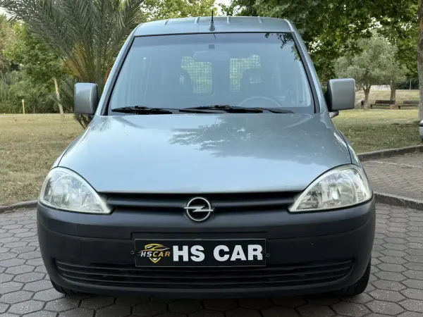 Opel COMBO 2011 - 8965 EUR, 85000 km - AUTO.MOTO.pt - 85000km - foto 2 de 33
