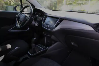 Opel Crossland X 2017 - 12500 EUR, 113439 km - AUTO.MOTO.pt - 113439km - foto 21 de 35