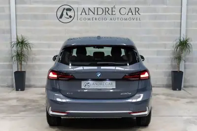 BMW 230xe Active Tourer 2023 - 33950 EUR, 37276 km - AUTO.MOTO.pt - 37276km - foto 8 de 60