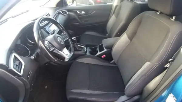 Nissan Qashqai 2018 - 18650 EUR, 149986 km - AUTO.MOTO.pt - 149986km - foto 5 de 38