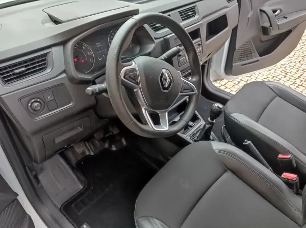 Renault Kangoo 2022 - 13990 EUR, 89000 km - AUTO.MOTO.pt - 89000km - foto 8 de 10