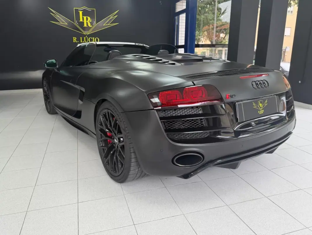 Audi R8 Spyder 2012 - 125000 EUR, 89245 km - 89245km - foto 41 de 44