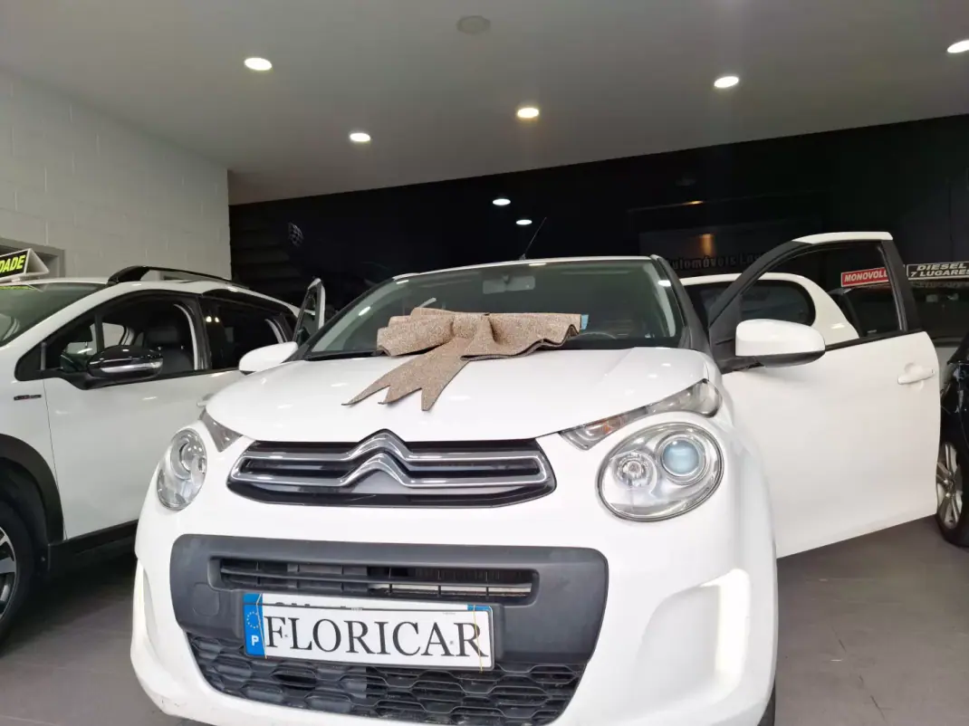 Citroën C1 2014 - 7490 EUR, 119190 km - AUTO.MOTO.pt - 119190km - foto 1 de 10