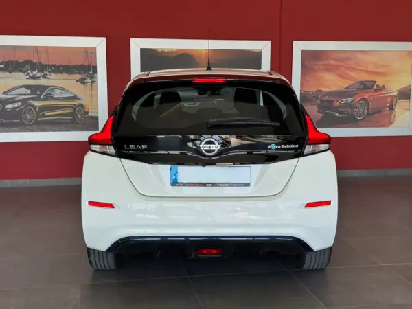 Nissan Leaf 2020 - 12990 EUR, 129004 km - AUTO.MOTO.pt - 129004km - foto 11 de 21