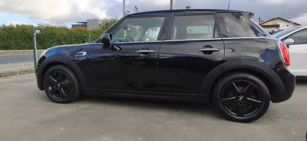 MINI 5 Portas 2016 - 12900 EUR, 190030 km - AUTO.MOTO.pt - 190030km - foto 3 de 12