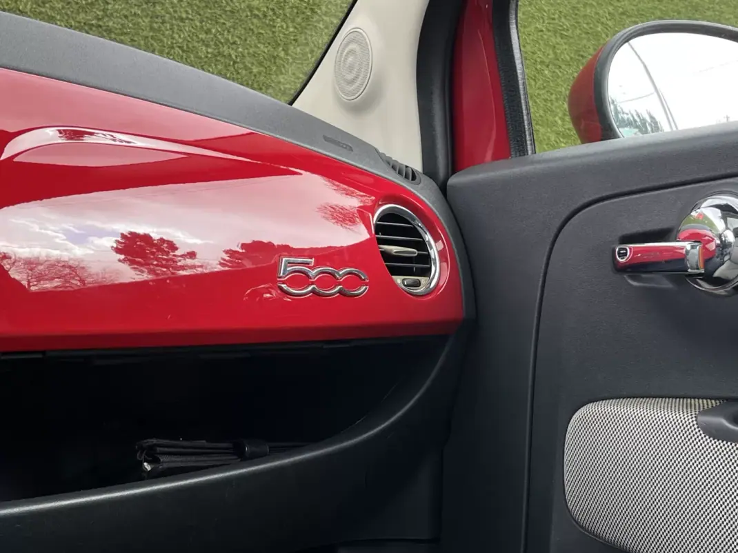 Fiat 500 2008 - 6750 EUR, 185000 km - AUTO.MOTO.pt - 185000km - foto 20 de 22