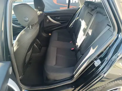 BMW 320 2017 - 16900 EUR, 131470 km - AUTO.MOTO.pt - 131470km - foto 13 de 29